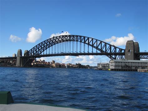 Writing prompt: Sydney Harbour - Trevor's Writing