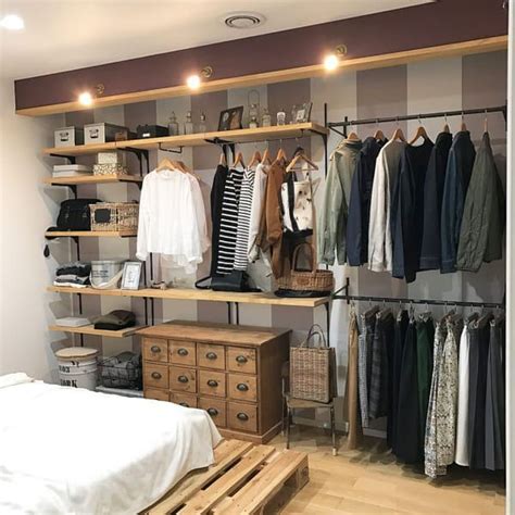 Sample Open Closets Small Spaces With Diy Home Decorating Ideas