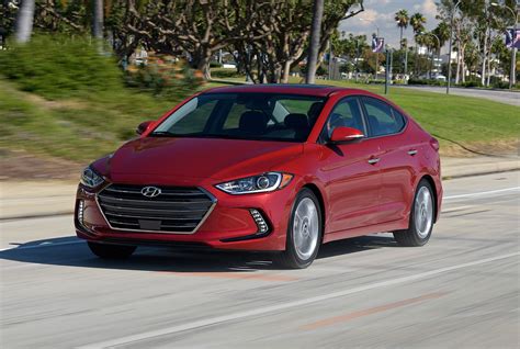 2017 Hyundai Elantra Limited First Drive Review Motor Trend