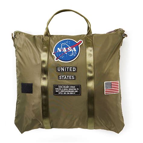 Red Canoe Nasa Helmet Bag In Khaki Green