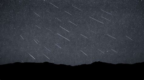 Perseid Meteor Shower 2021 Hundreds Of Shooting Stars Visible Tonight