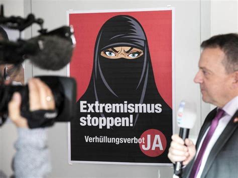 Volksabstimmung Schweizer Beschließen Verhüllungsverbot Startseite Pforzheimer Zeitung
