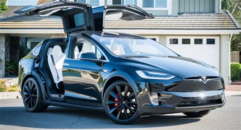 Tesla призупиняє виробництво автівок Model S і Model X Avtosota