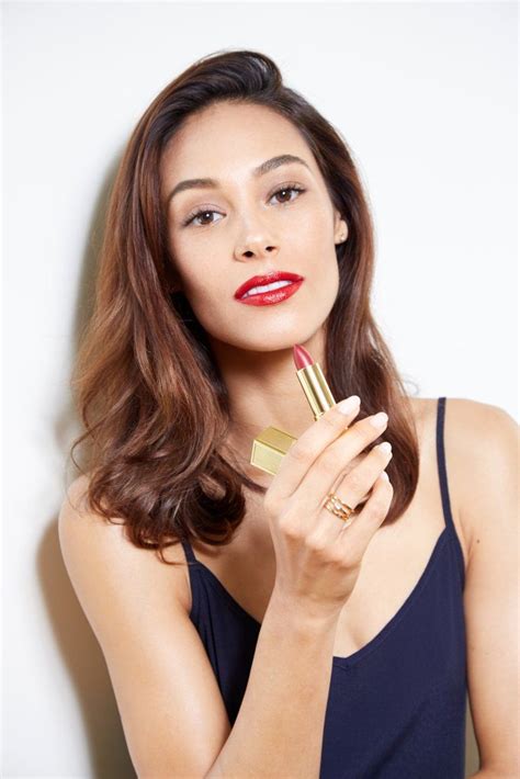 Makeup For Latina Skin Tones Mugeek Vidalondon Red Lipstick Shades Medium Skin Mauve Color