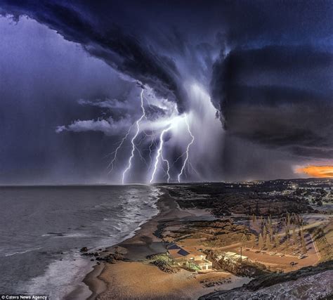 Stunning Redhead Beach Photograph In Sydney As The Sun Sets During Wild Weather Daily Mail Online