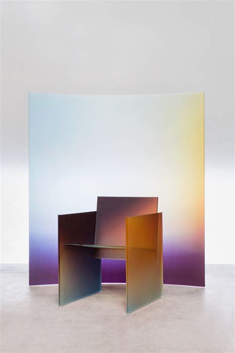 Germans Ermics Ombré Glass Chair Trendland Design Art And Culture