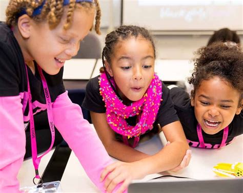 black girls code formación en tecnología para niñas afrodescendientes
