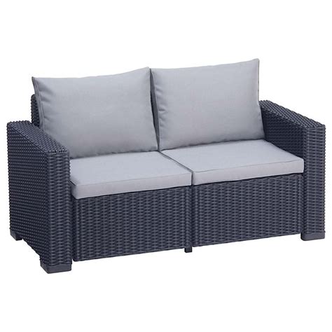 Luxury Rattan wicker outdoor 1 x 2 Seater Sofa for hire
