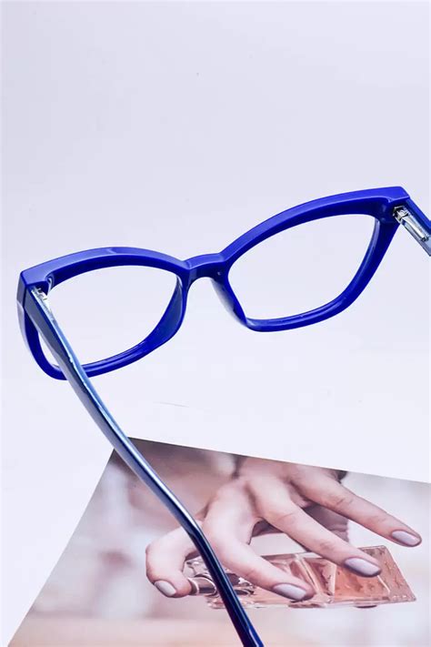 93343 Cat Eye Blue Eyeglasses Frames Leoptique