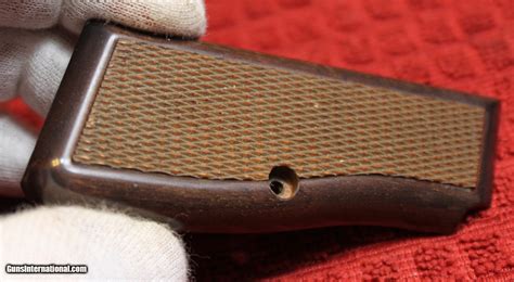 Original Browning Hi Power Hp 35 Factory Grips Walnut 9mm