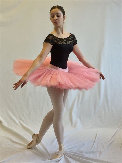 Ballet Poses Ballet Tutu Ballet Girls Ballet Skirt Ballet Wear Ballerina Tutu Dance Poses
