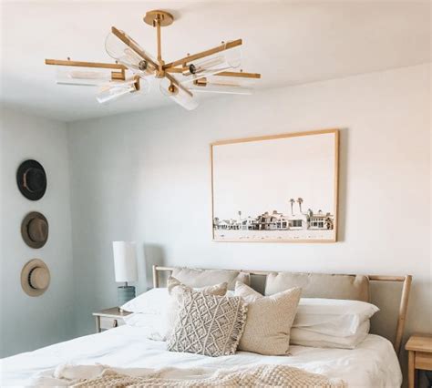 51 Bedroom Chandeliers For Elegant Atmospheric Illumination