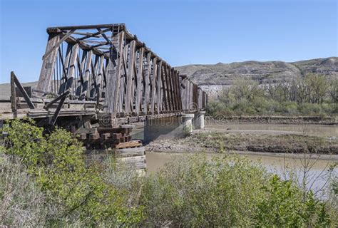 Historic Howe Truss Bridge Stock Image Image Of Train 253375901