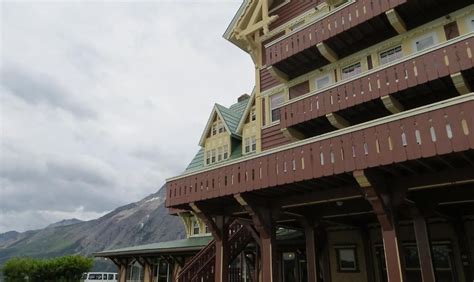 Prince Of Wales Hotel Waterton Park Best Rates Guarantee Book Now