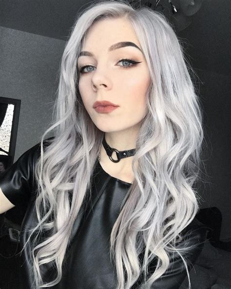 24 Dyed Hairstyles You Need To Try Silver Hair Silver Hair Color