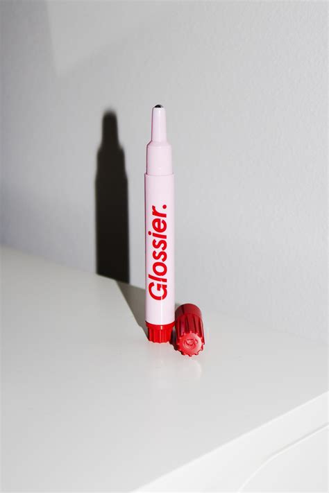 Prior to using it, i had done my extensive research google searching, as i always do before putting anything new on my face. New Glossier: The Zit Stick Review | Glossier balm dotcom ...