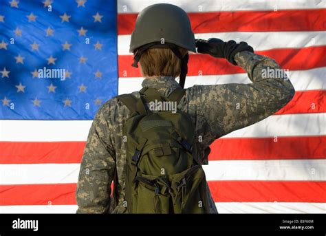 Soldier Saluting Flag Hi Res Stock Photography And Images Alamy