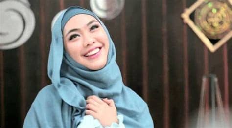 Cerita sex, sex hot terbaru, cerita dewasa, ngentot cerita sex terbaru : Oki Setiana Dewi Wikipedia Bahasa Indonesia | Video Bokep ...