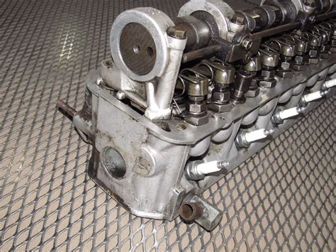 72 73 Datsun 240z Oem Engine 24 I6 Cylinder Head E88