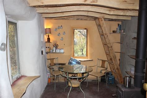 The scroll bar on the right lists plans by size in square feet (inside). Inside load bearing straw bale cabin | The Sustainable Home