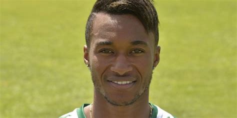 Alpha djalo ce nom ne vous dit peut être rien. Who is Yannick Djaló dating? Yannick Djaló girlfriend, wife