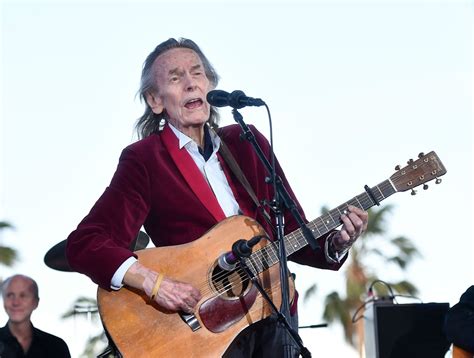 Gordon Lightfoot: Tributes Pour in Honoring Late Folk Icon