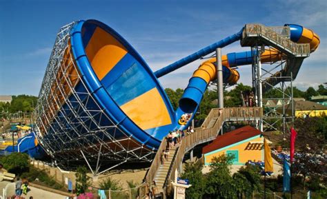 Tukar voucher dengan tiket fisik. Harga Tiket Wisata Waterboom Kampung Gajah - Pusat Sewa ...