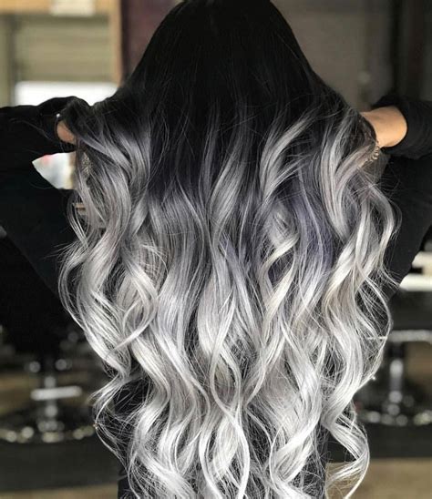 Pin By Tarranixonnn On C O L O U R L O V E Hair Styles Grey Ombre