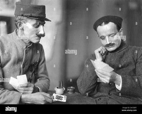 Disfigured Soldiers Ww1 Black And White Stock Photos And Images Alamy