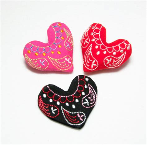 Embroidered Heart Pin And Free Embroidery Design Weallsew