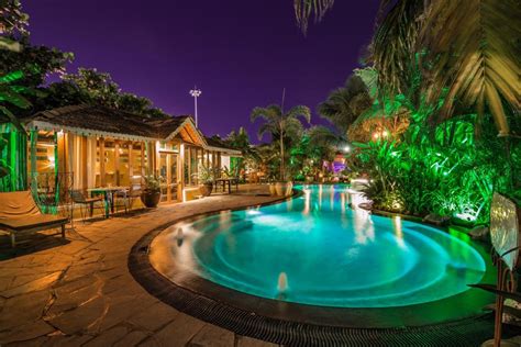 18 Beautiful Hotels In Goa Near Beaches