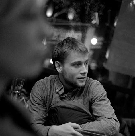 Schauspieler „legends of the fall, sein spiel gezwungen, jedes detail zu erleben und mit den helden bis zum jeder kenner des films kennt den namen von 4 buchstaben actor legends of the fall. Schauspieler Max Riemelt zu Gast beim RadioEins Berlinale ...