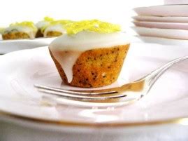 Opium is made from the sap that is coaxed out of the opium poppy's seed pod. Lemon & Poppyseed Travel Cakes | Mybestdaysever.com