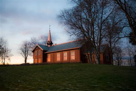 Hva skjedde med jesus på palmesøndag? Menighetenes markering av påsken - NARDO-POSTEN