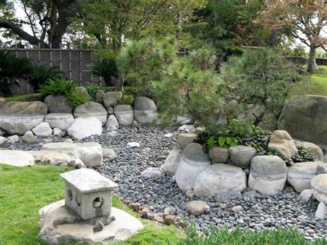 See more ideas about japanese garden design, japanese garden decor, japanese garden. DIY Japanese Garden Design and Decor Ideas 16 - DecoRelated