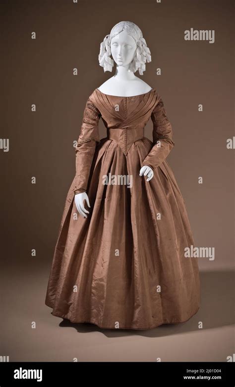 Womans Dress Probably England Circa 1845 Costumes Principal Attire