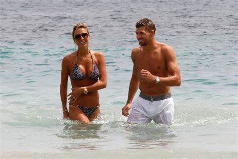20 Sexiest And Hottest Wags Of Fifa World Cup Stars Reckon Talk