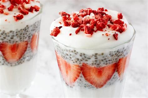 Bauchschmerzen in der schwangerschaft » ursachen & vorbeugung erste hilfe begleiterscheinungen der schwangerschaft schwangerschaftskomplikationen. Laktosefreies Dessert mit Erdbeeren und Chia-Pudding ...
