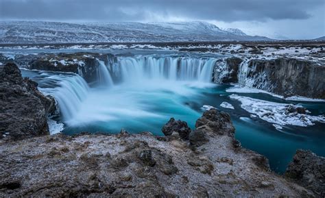 Ísland) is een land dat in het uiterste noordwesten van europa ligt. Goedkope vakantie IJsland: op reis met een klein budget ...