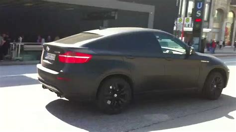 Alle highlights des bmw x6 (g06): Matte Black BMW X6 M drive off in Hamburg - YouTube