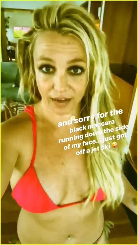 Britney Spears Has A Conspiracy Theory About Paparazzi Photos Photo Britney Spears