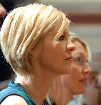 (1736) blonde hair color ideas. jenna elfman textured bob - short hair | hair | Pinterest ...