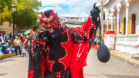 Somos Carnaval Diablos Cojuelos De La Vega ‪en La Vega Es… Flickr