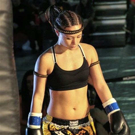 Best Muay Thai Fighters And Kickboxers Muay Thai Women Female Fighter Muay Thai
