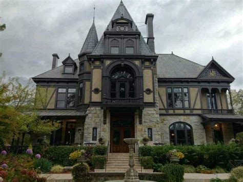 Pin By Chevelle Marlow On 0 0 Victorian Houses Gothic House Gothic