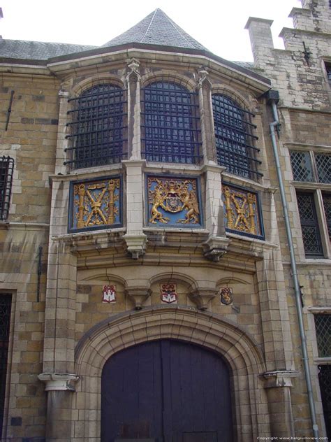 Das sind die öffnungszeiten für steen castle Het Steen en De Burcht ANTWERPEN 1 (centrum) / ANTWERPEN foto