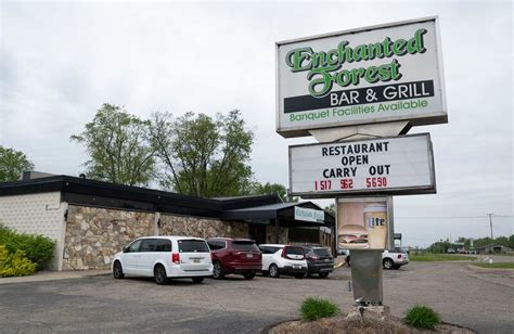 Michigans Best Local Eats Enchanted Forest Bar Grill In Jackson Mlive Com