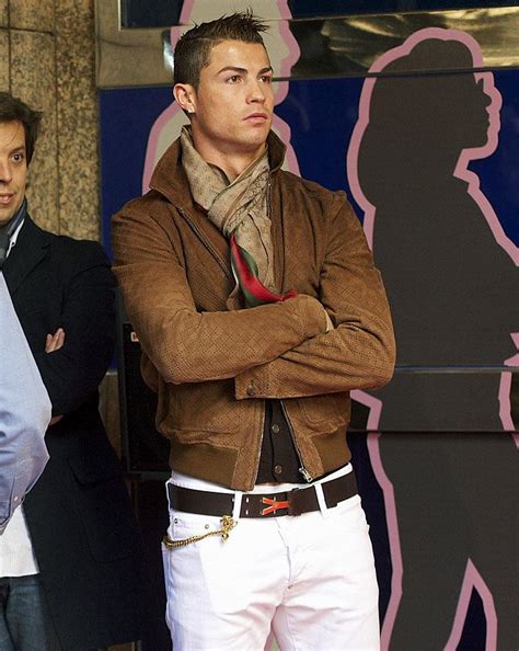 Криштиа́ну рона́лду душ са́нтуш аве́йру (порт. cristiano ronaldo dos santos aveiro #685885 - uludağ ...