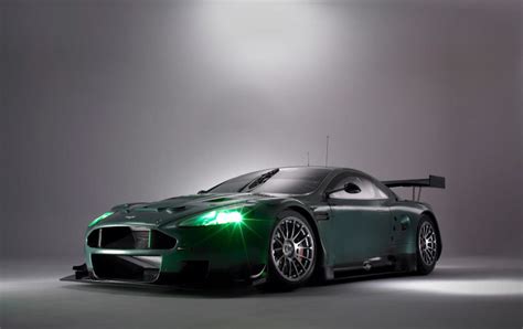 DBR9: The Definitive History. Aston Martin. Power, Beauty, Slipcover