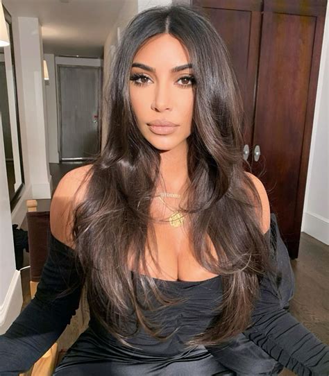 Kim Kardashian Cabelo Looks Kim Kardashian Kardashian Nails